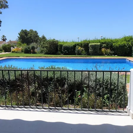 Residencia La Fuente דירה