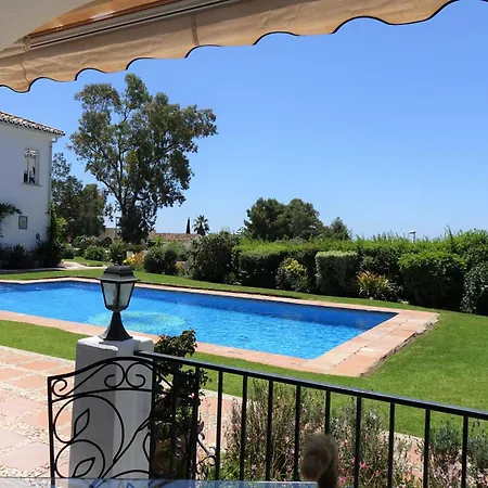 Residencia La Fuente דירה
